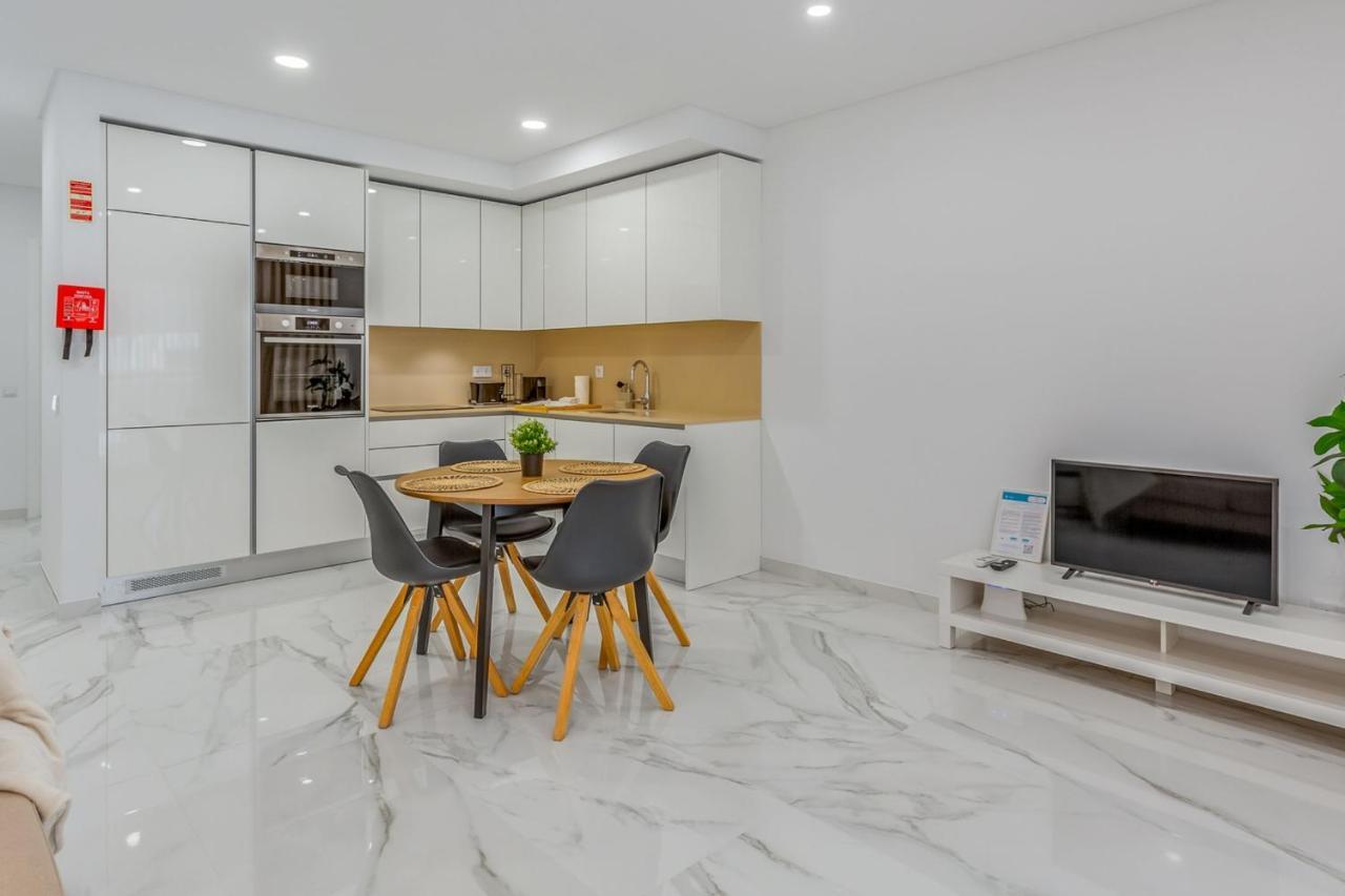 Sublime And Bright 2 Bdr By Lovelystay Apartment Quarteira
